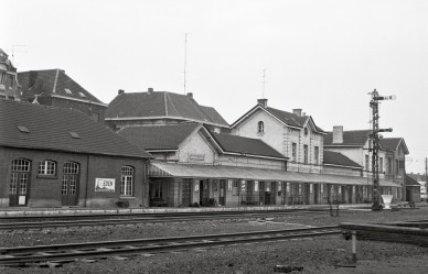 Roeselaere - SNCB Z02959C.jpg